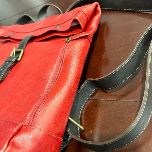 Genuine Italian Leather Mini Backpack - Unisex - Picture 6 of 13